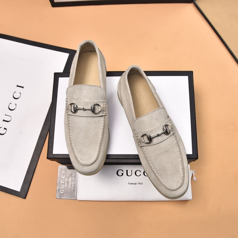 G*u*i leather shoes